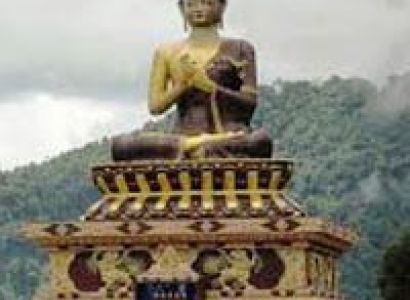 Gangtok - Pelling - Darjeeling Tour