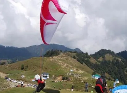 Bir Billing Paragliding Tour