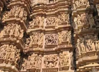 Taj Mahal With Khajuraho Tour