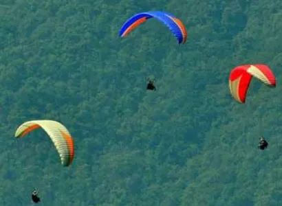 Paragliding in Darjeeling, Sikkim Tour