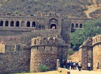 Bhangarh Fort with Sariska National Park Tour