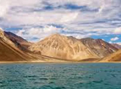Journey 4: Ladakh – lake and silk route Tour