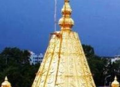 Pune - Rajangaon – Shanishingnapur – Shirdi Tour