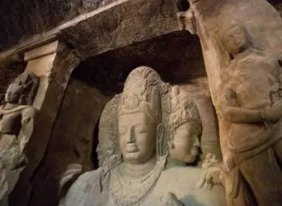 Mumbai - Elephanta Caves Tour