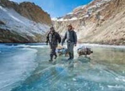 Chadar Frozen River Ice Trek Tour