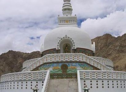 Ladakh Honeymoon Tour