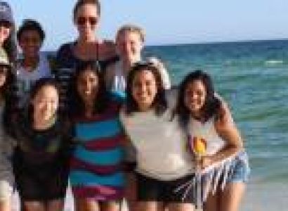 Relaxing Student Tour