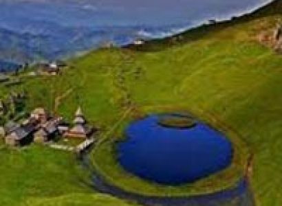 Prashar Lake (Beginners Trek) Package