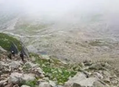 Hampta Pass Trek Tour