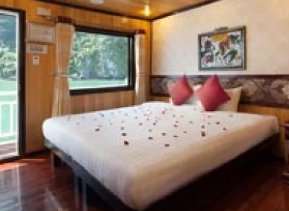 Amazing Lifetime Experience of North Vietnam 6days Trip