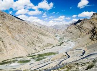 Chandratal Baralacha La Trek Tour