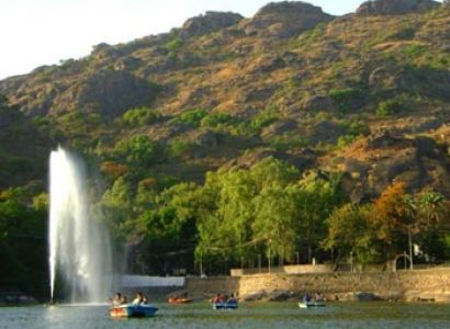 Short Escape to Mount Abu Tour