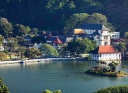 Romantic Pachmarhi Package