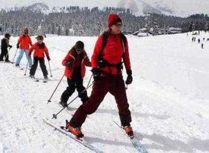 Gulmarg Skiing  4 Nights 5 Days Package