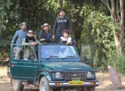 Kanha Tiger Reserve Safari Booking