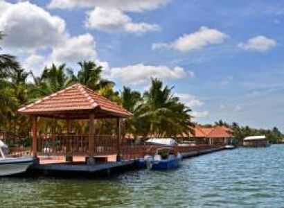 Munnar with Poovar Tour