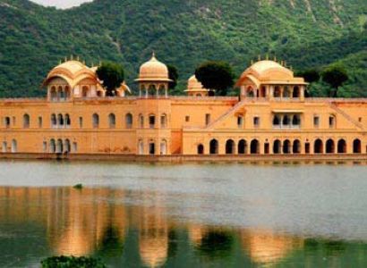 Jaipur-Udaipur Weekend Tour