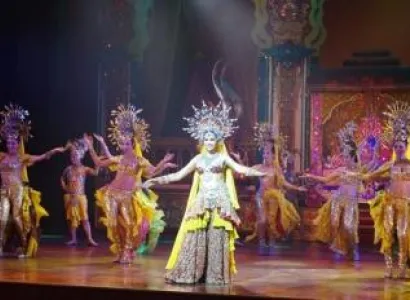 Far East Deluxe Tour