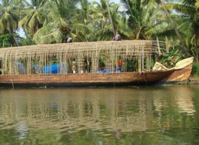 Karnataka's Coffers & Goa's Beaches Tour