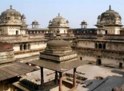 Jabalpur Agra Tour Package