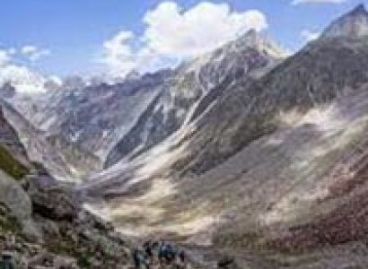 Hampta Pass Trek Tour