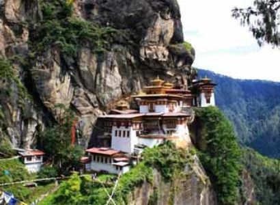 Dragon Tour 2018 by Land