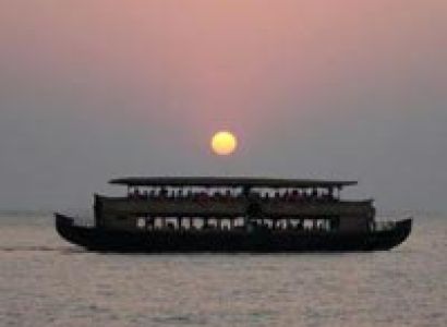 Kerala Wildlife & Backwaters Tour