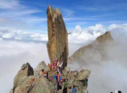 Kinner Kailash Shivling Trek Tour