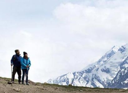 Hamta Pass Trek Tour