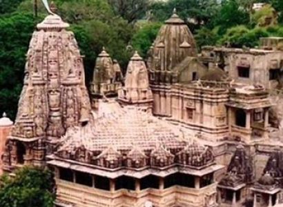 RK001UDR - 2 Days-1 Night ( Udaipur City – Nathdwara) Tour