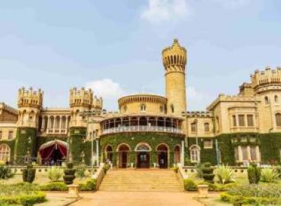Karnataka Tour Coffee, Wildlife and Palaces Package
