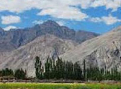Phayang To Nubra Valley Trek Tour