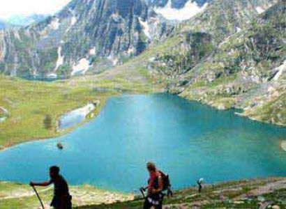Trekking in Kashmir with C Himalaya Package