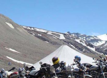 Trip on Bike Srinagar to Leh  (one way trip)