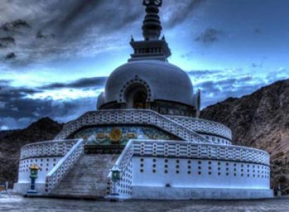Ladakh Honeymoon Tour