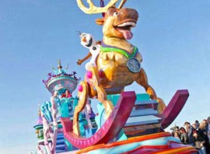 Paris With Disneyland Tour