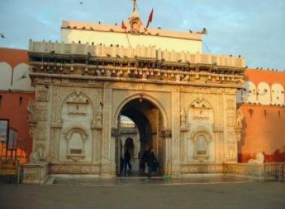 Rajasthan Tour Deluxe - Agra - Orchha - Khajuraho - Varanasi