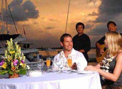 Indivik Bali - Singapore Tour