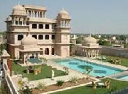 Classic Taj Mahal Tour