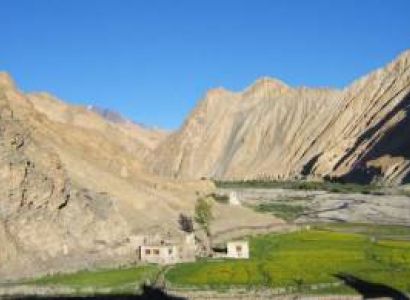 Markha Valley Trek Package