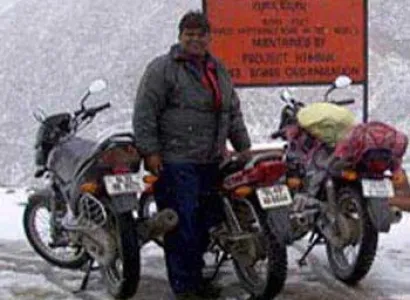 Kashmir-Ladakh Overland Tour