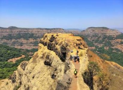 Vasota Fort – Nageshwar - Sajjangad Tour