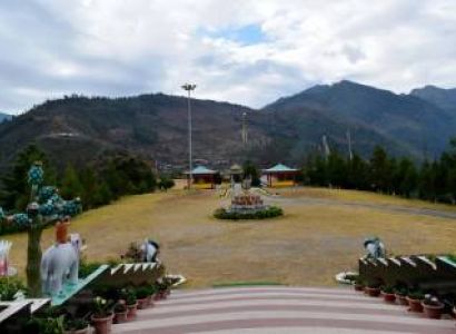 Guwahati, Bhalukpong, Dirang, Tawang, Bomdila, Kaziranga Tour