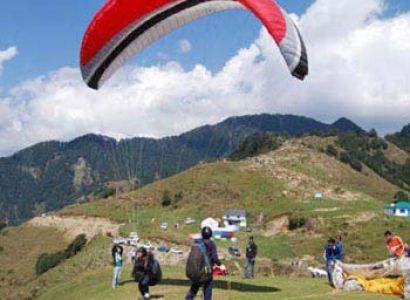 Snow Trek at Bir Billing Tour