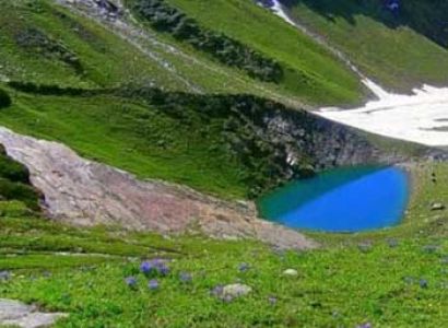 Beas Kund Trekking Tour