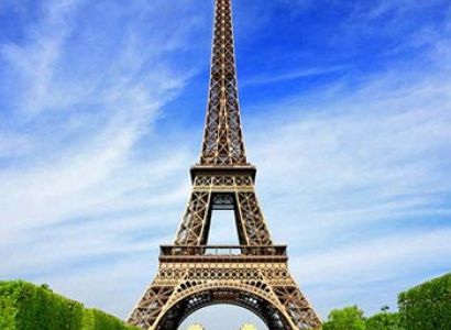 Paris Honeymoon Package