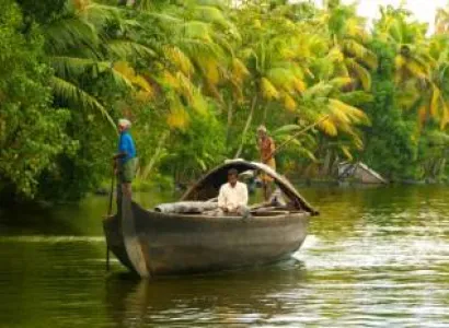 2 Nights Alleppey Houseboat Package