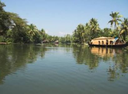 1 Night Alleppey Boathouse Package