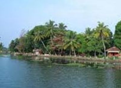 Kerala Backwater Tour in Alleppey