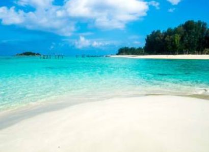 Striking Islands Package